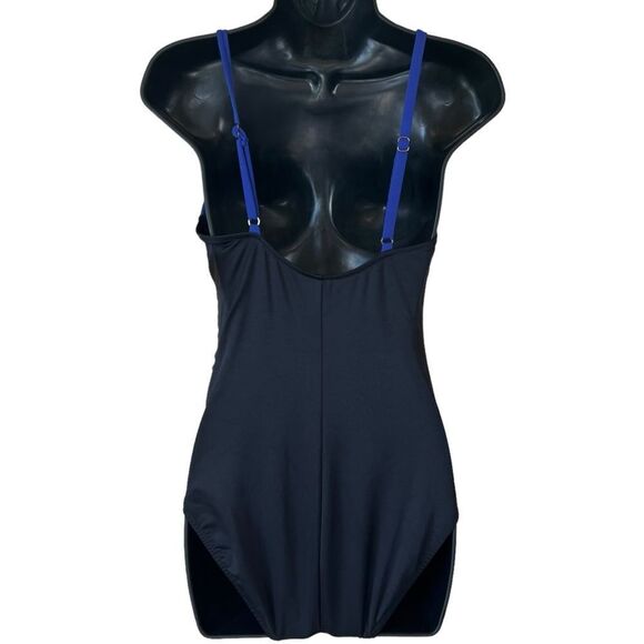 Magicsuit Solid Lisa One Piece - Picture 12 of 14